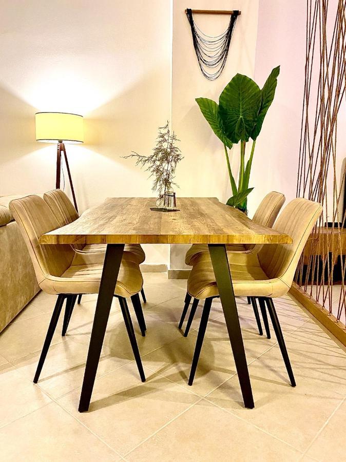 Luxury Apartments In City Center Durres Bagian luar foto