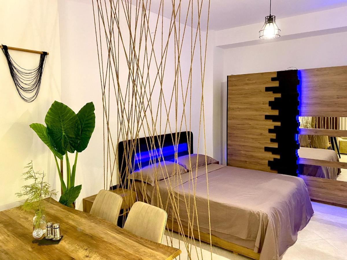 Luxury Apartments In City Center Durres Bagian luar foto